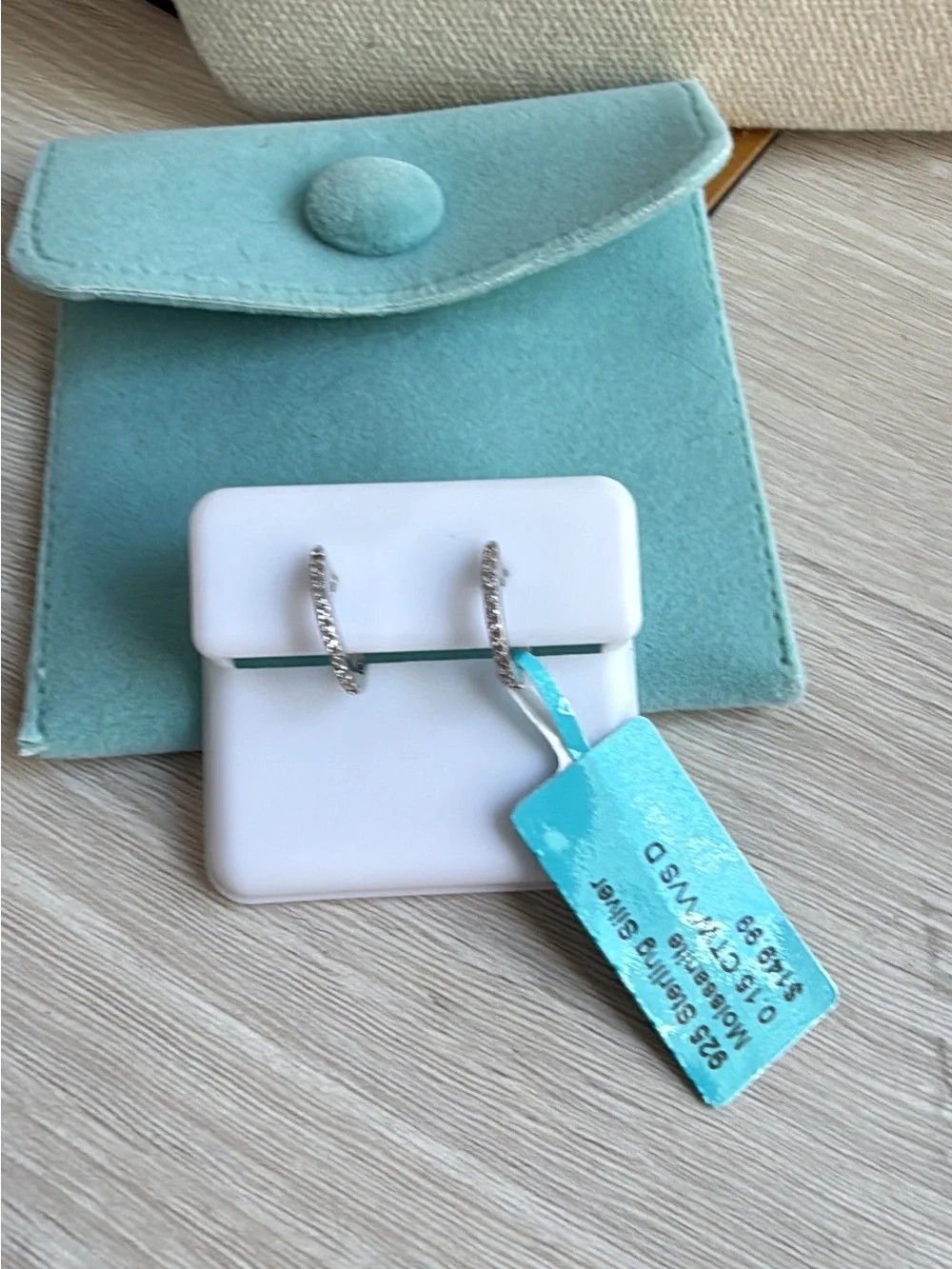 Brand new 925 sterling silver moissanite small earring Huggies NWT